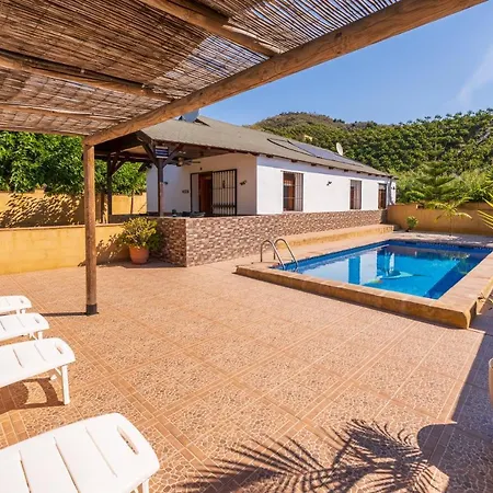El Majao, Semi Heated Pool, Private Holiday home Malaga